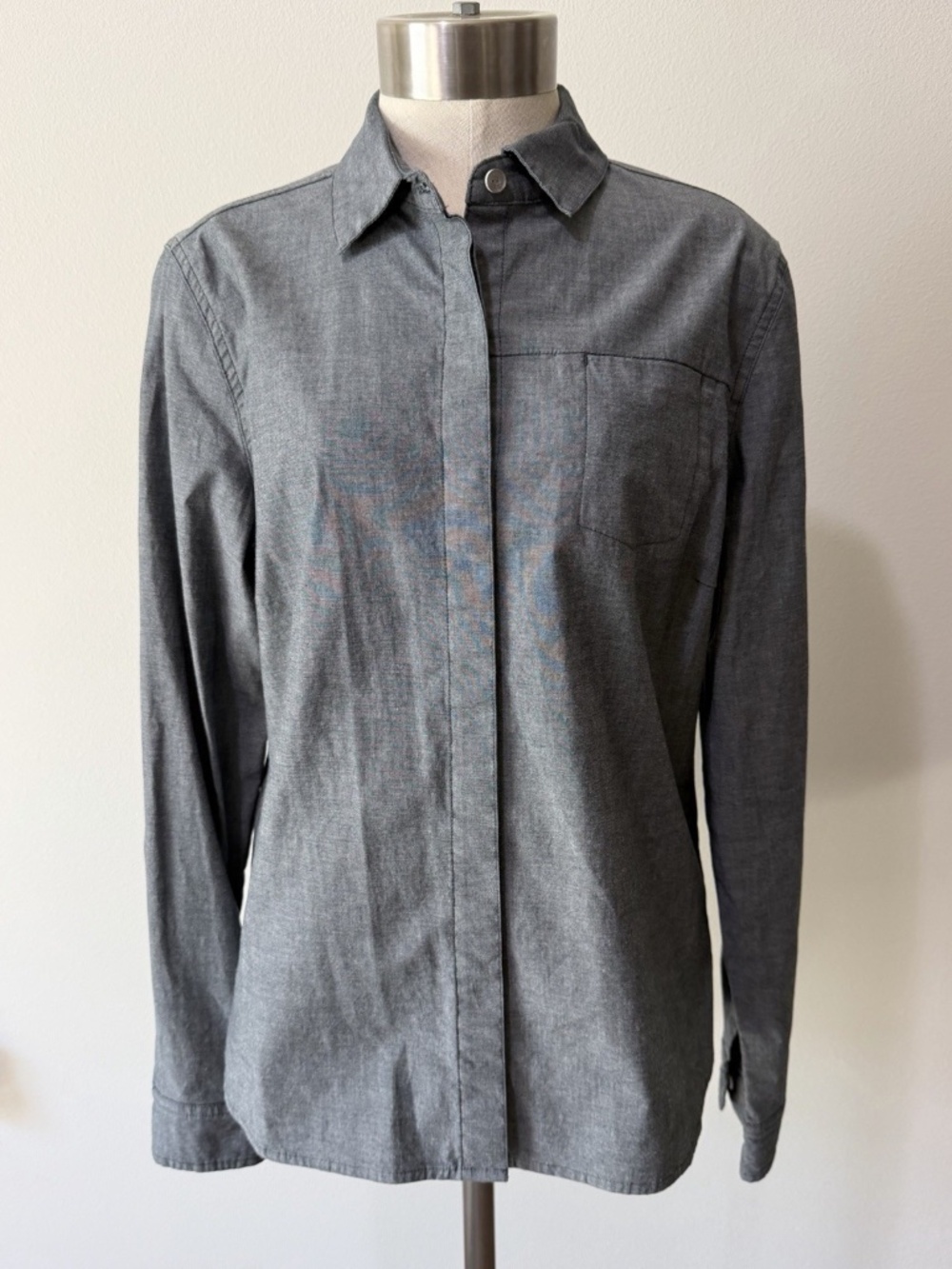 Giro Sport Design Mobility Women's Long Sleeve Button Up Shirt Gray Large